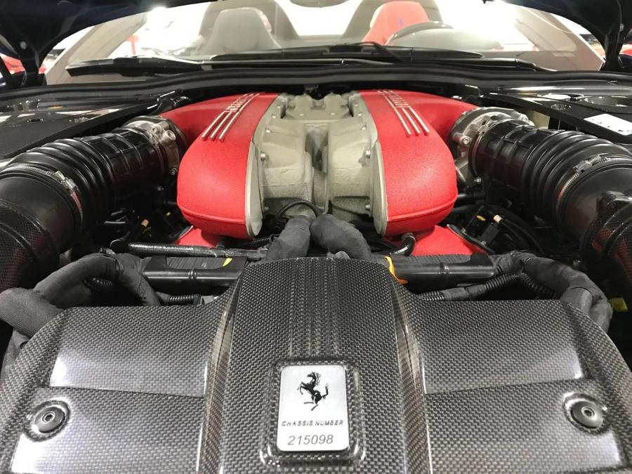 Моторный отсек Ferrari F60America (215098, 1 of 10) 2016 года  (фото 33 из 34)